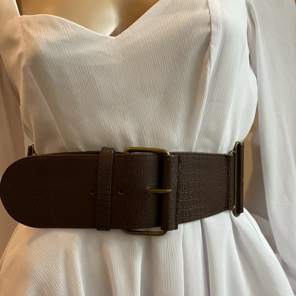 Brown leather waist belt, brass metal, leather and elastic. Very unique design - Picture 5 of 5